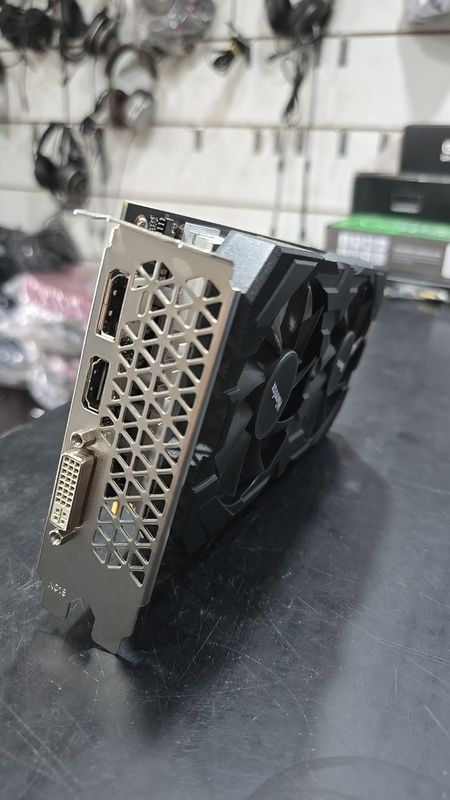 Видеокарта Winnfox Rx580-8GD5 Видеокарта Winnfox Rx580-8GD5