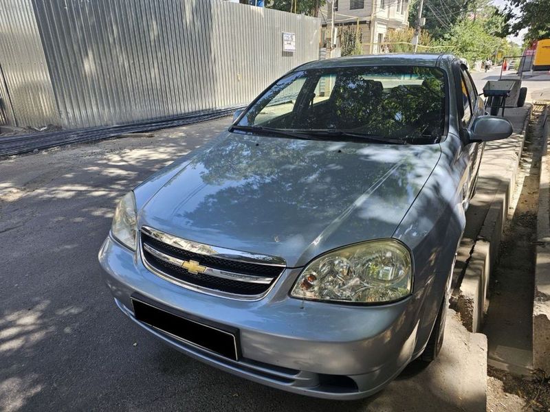 Продаётся автомобиль Chevrolet Laccetti Продаётся автомобиль Chevrolet Laccetti