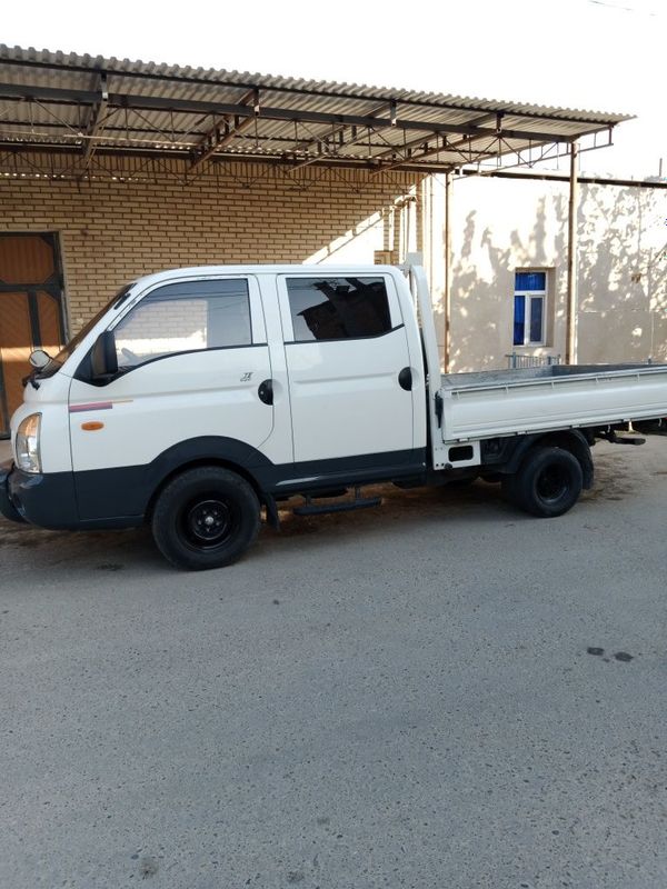 Mashina Hyundai porter