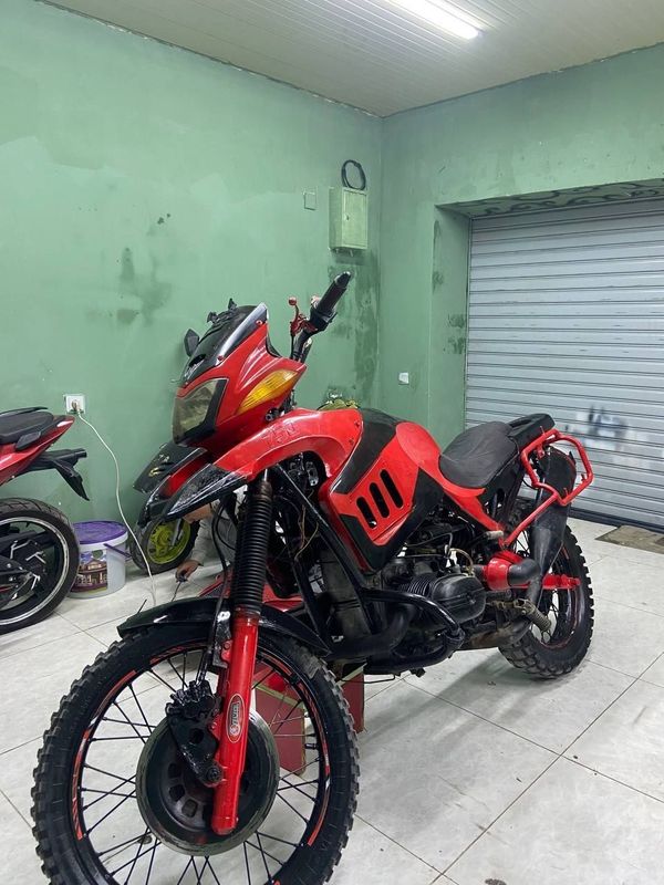 Moto sotladi cotki turibti Moto sotladi cotki turibti