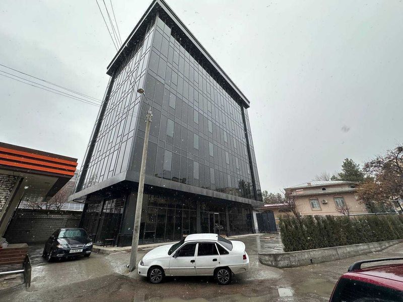 Продаётся бизнес центр 7 этажей с подвалом Продаётся бизнес центр 7 этажей с подвалом