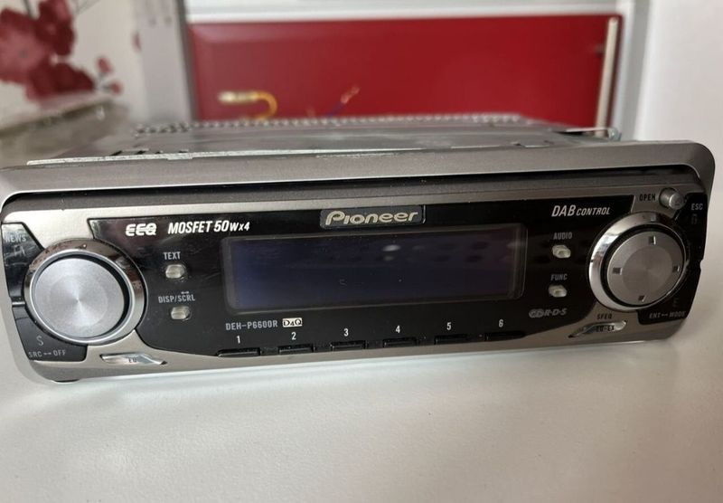 Pioneer DEH-P6600R,оригинал Made in Thailand отличное состояние.