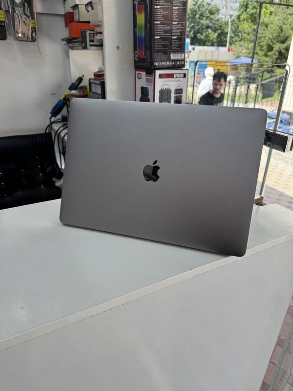 MacBook Pro 2019 MacBook Pro 2019