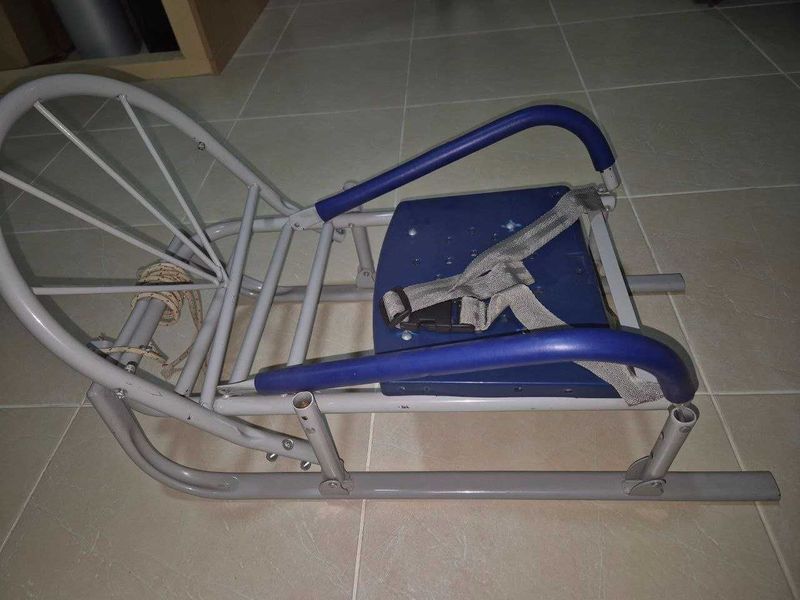 Продаются санки, состояние отличное.