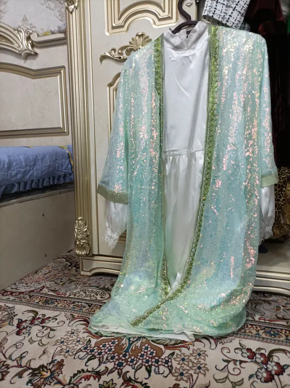 shu troykani sotaman 2marta kiyilgan qoʻl mehnati shu troykani sotaman 2marta kiyilgan qoʻl mehnati