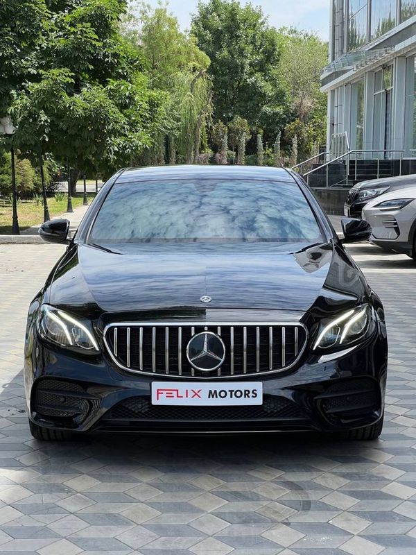 Mercedes Benz W213 E200 Mercedes Benz W213 E200