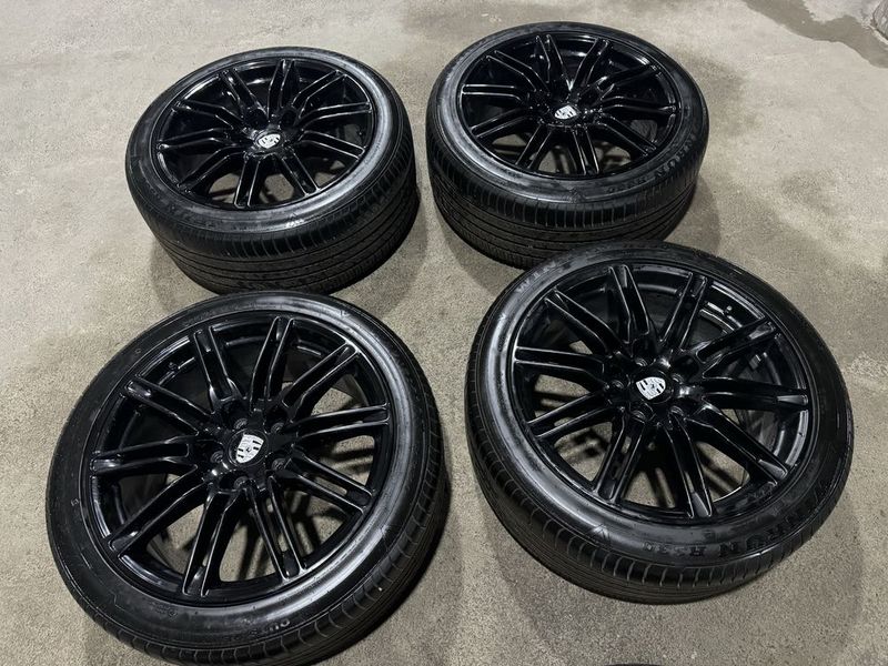 Porsche diska 285/40/21 Porsche diska 285/40/21