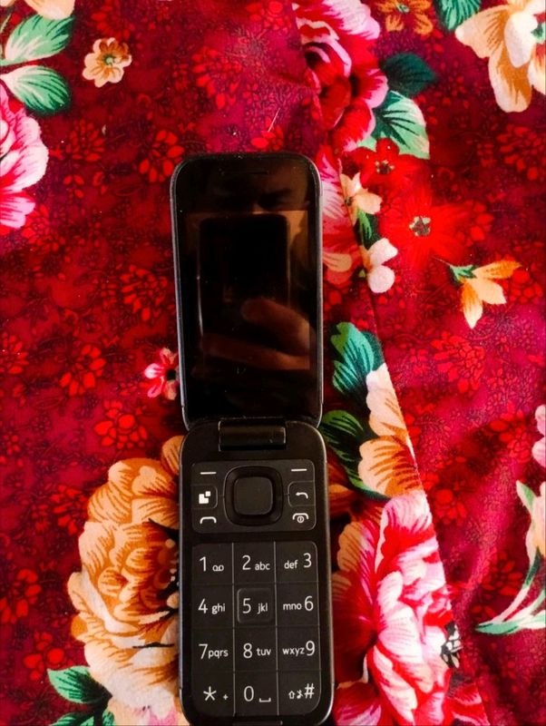 Nokia Legushka telfoni sotiladi
