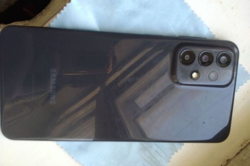 Iphone 5 silver rangda Iphone 5 silver rangda