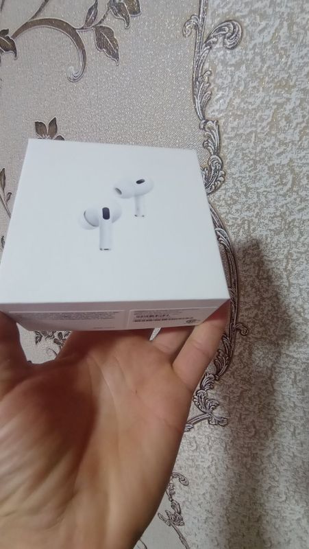 Airpods Pro sotiladi