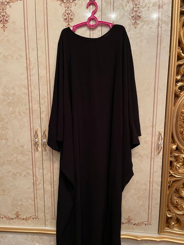 Qora abaya Qora abaya