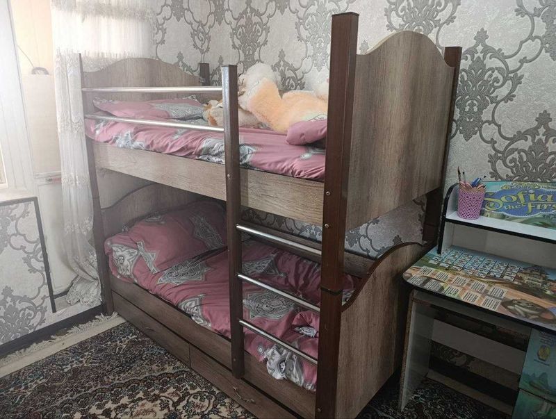 2 этажлик болалар каравати жуда хам бакуват