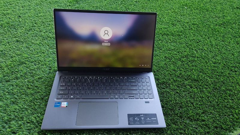 Acer Swift 3 diagnostika ekran 15,6 RAM16 GB SSD 512GB