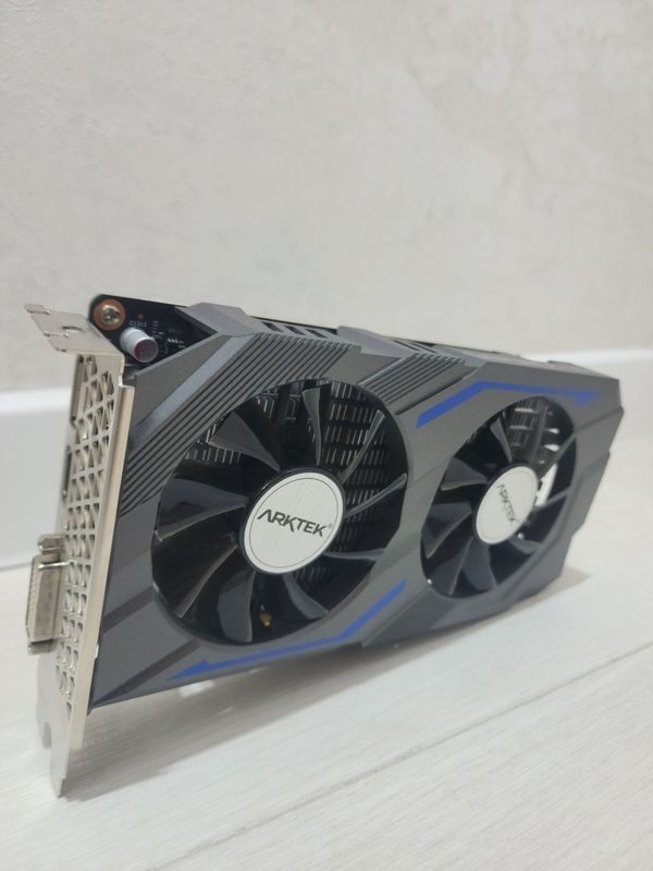 Geforce GTX 1650 Arktek