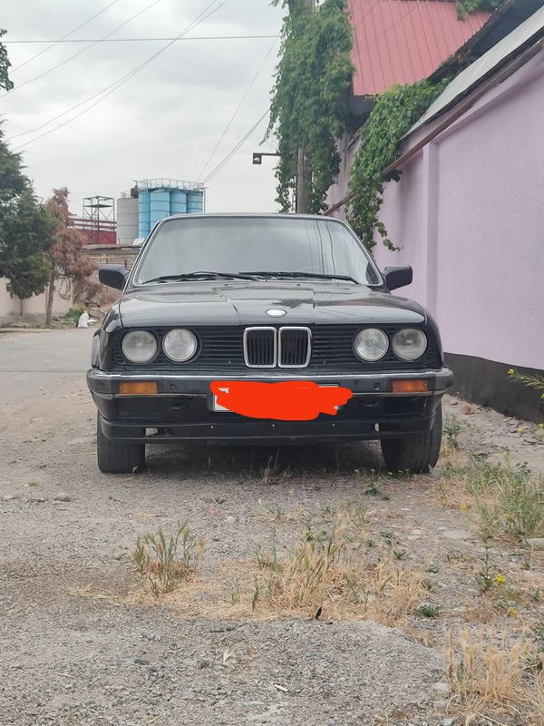 Продам БМВ е30 1.8 матор м 10 .год1985