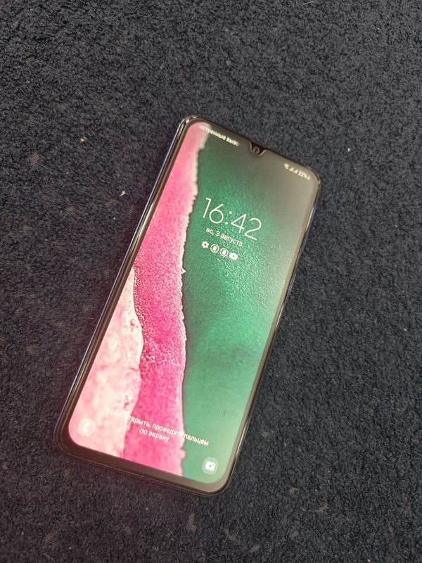 Samsung A40 ideal