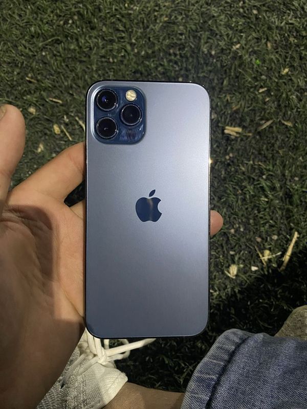 Iphone 12 pro holati zor Iphone 12 pro holati zor
