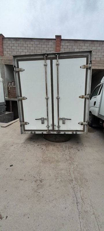 Kia bongo ref bòtka sotilafi Kia bongo ref bòtka sotilafi