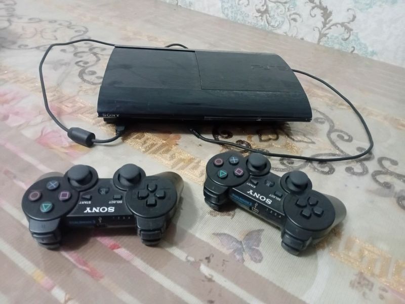 PS3 super slim 500 gb