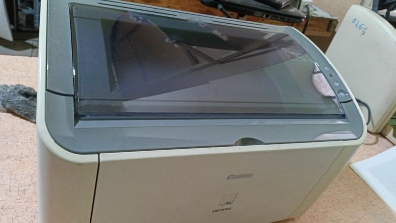 Canon 2900 Printer Sotiladi Xolati Alo kafolot beramz 1 oy