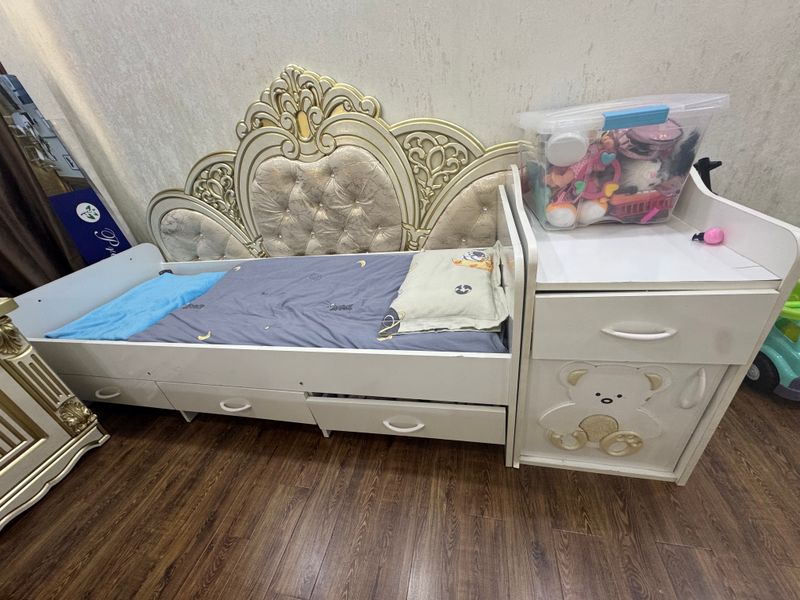 продается детская кровать продается детская кровать
