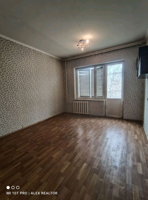 СРОЧНАЯ ПРОДАЖА СЕРГЕЛИ 2 2 КОМ 36М² 3 ЭТАЖ