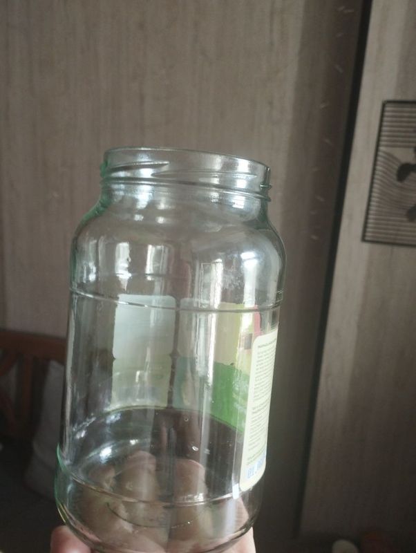 Литровые банки продаю