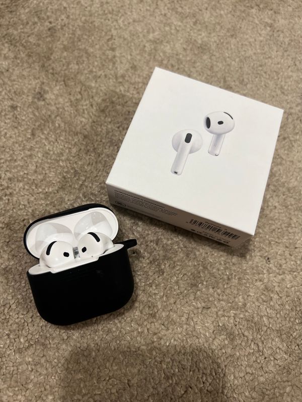 Airpods sotiladi
