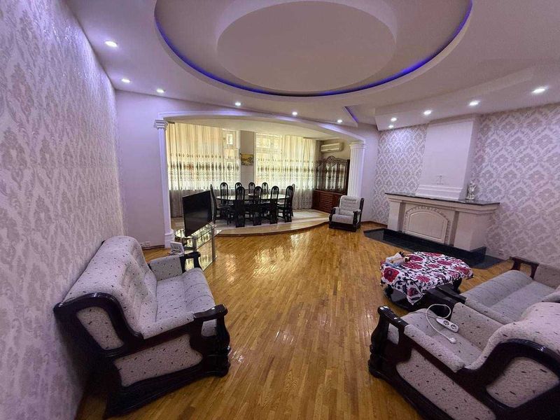 Сдаётся 4/3/4, улица Чехова, попугайчики, ориентир кафе Бон. ID: 56404 Сдаётся 4/3/4, улица Чехова, попугайчики, ориентир кафе Бон. ID: 56404