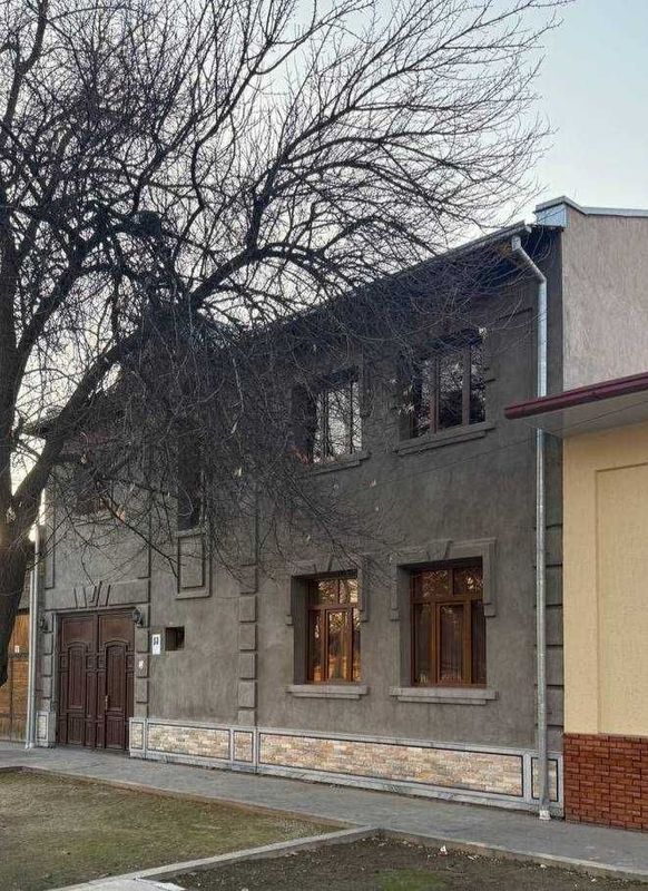 Продаётся участок на Юнусабадском р-не Продаётся участок на Юнусабадском р-не