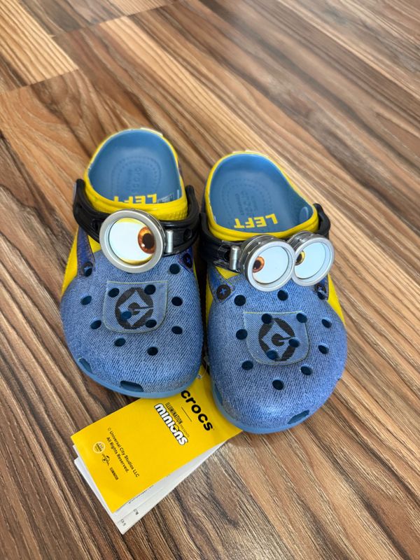 Кроксы Crocs "Миньоны" Кроксы Crocs "Миньоны"