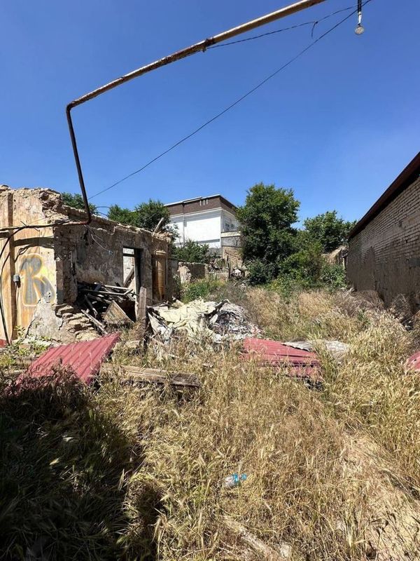 N4595 Mirzo Ulugbek tumani Center Lunacharskiy Yer sotiladi 3,2 sotix N4595 Mirzo Ulugbek tumani Center Lunacharskiy Yer sotiladi 3,2 sotix