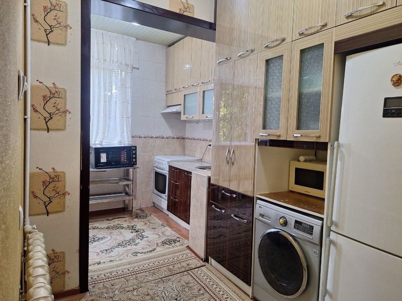 Olmazor tumani, Qoraqamish 2/1, 2-qavat, 4 qavatli, 3 xonali kvartira Olmazor tumani, Qoraqamish 2/1, 2-qavat, 4 qavatli, 3 xonali kvartira