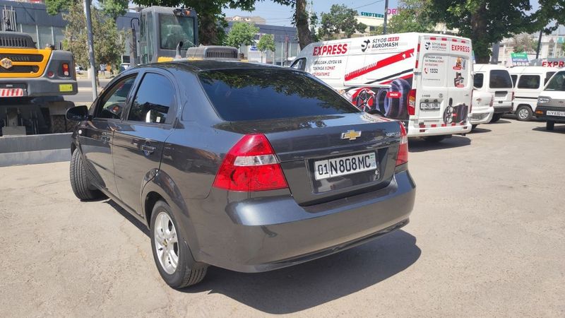 Sotiladi Nexia 3 Sotiladi Nexia 3