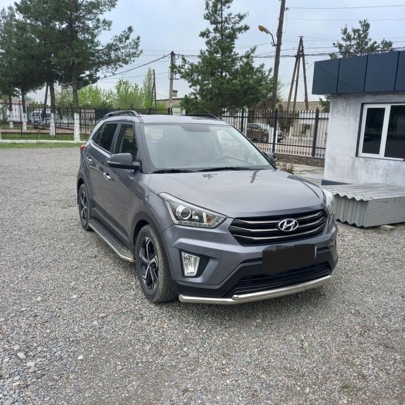Автомобиль HYUNDAI CRETA 2.0 Автомобиль HYUNDAI CRETA 2.0