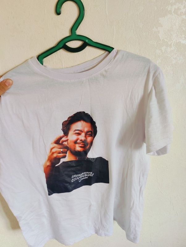 Futbolka Konsta merch Futbolka Konsta merch