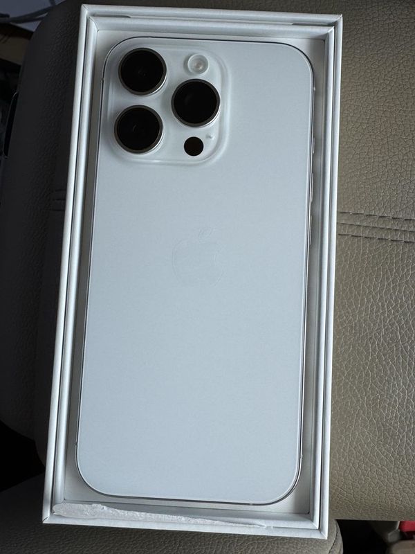 Iphone 16pro white Iphone 16pro white