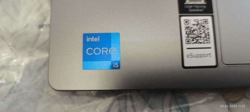 Ноутбук Lenovo IdeaPad Slim 3 15IRH8 (Intel Core i5-13420H/ DDR5 8GB/ Ноутбук Lenovo IdeaPad Slim 3 15IRH8 (Intel Core i5-13420H/ DDR5 8GB/