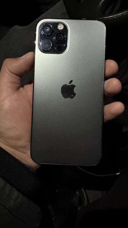 Iphone 12 pro 128tali sotiladi