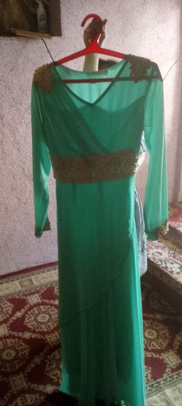 vecherni koʻylak