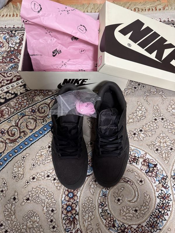 Nike Jordan 1 Travis Scott Nike Jordan 1 Travis Scott