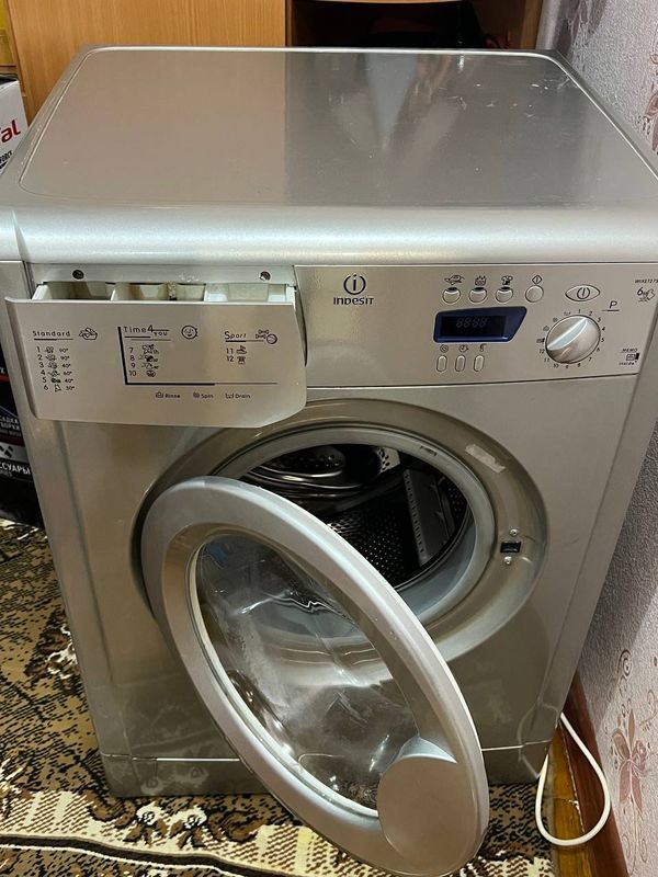 Стиральная машина indesit Стиральная машина indesit