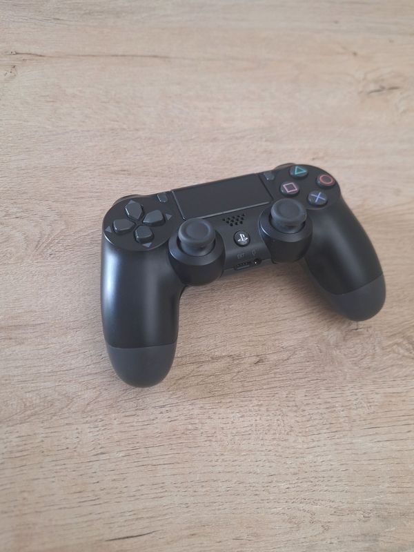 DualShock 4 DualShock 4