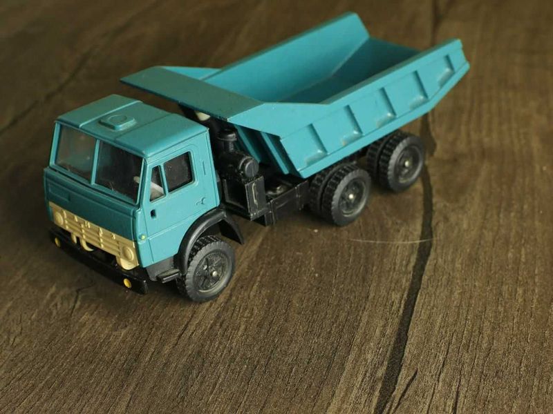 Масштабная модель камаз СССР 1.43 Масштабная модель камаз СССР 1.43