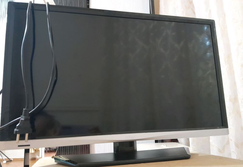 Artel televizori 400 minso l. ikta тумбочка 400min Artel televizori 400 minso l. ikta тумбочка 400min