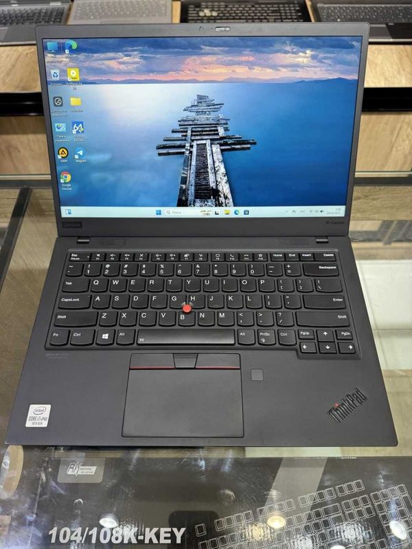 Lenovo ThinkPad X1 Carbon Gen 8 Core i7-10610U Ram 16 ssd 512