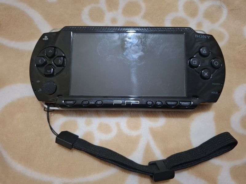 Продам psp 1000 4Gb