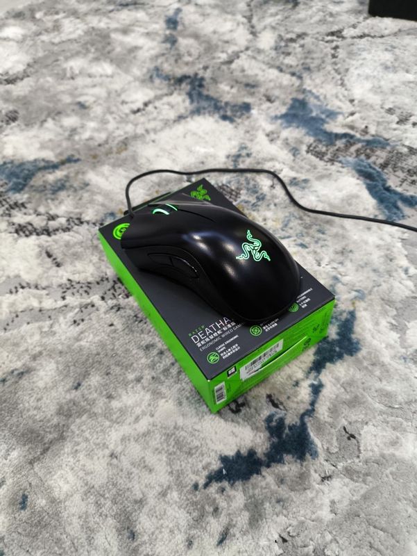 Razer DeathAdder Essential Razer DeathAdder Essential