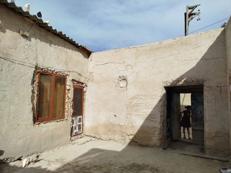 Labi xovuz tomonda 2 sotiqli uchastka sotiladi Labi xovuz tomonda 2 sotiqli uchastka sotiladi
