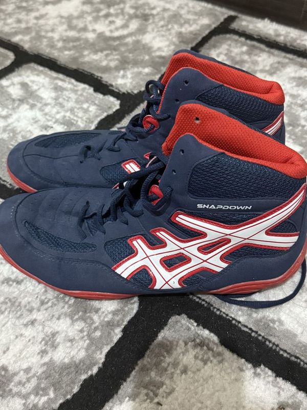 новые борцовки asics новые борцовки asics